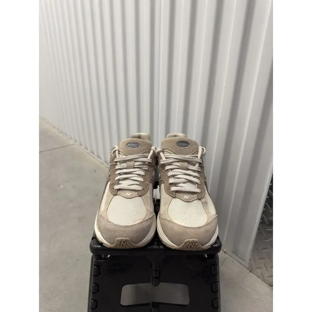 New Balance 2002R Driftwood Sandstone 2023 Size 10 Men's - M2002RSI
